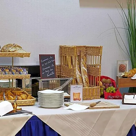 Bleues Caroline Hotel