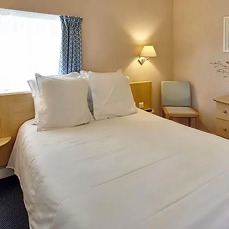 Bleues Caroline Hotel 3*